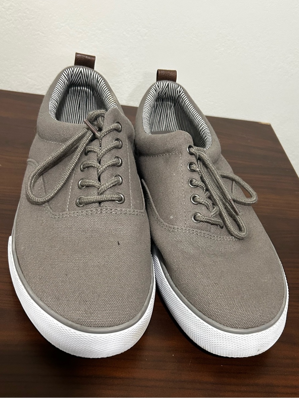 Goodfellow & Co Casual Gray Canvas Men's Sneakers Size 10.5